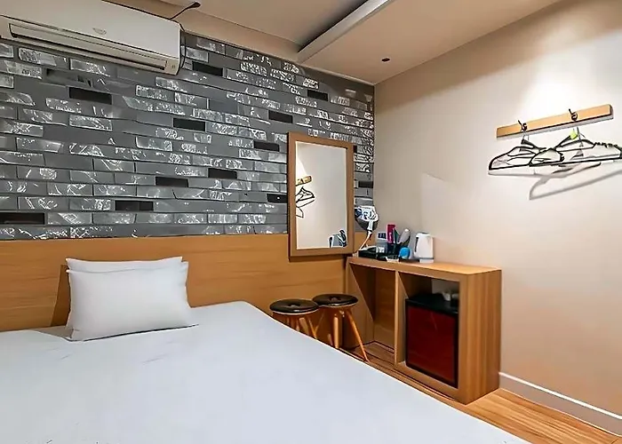 Mia Roco Otel Seul